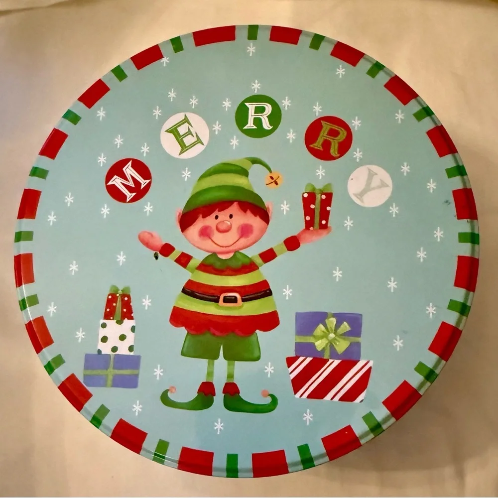 Round Merry Elf Tin Includes 40 feet of Pearlized Beaded Garland